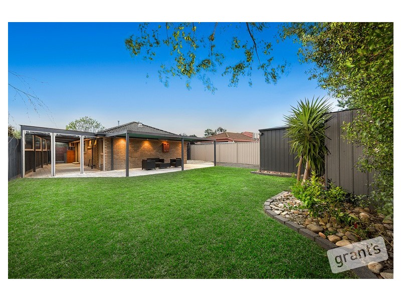 11 Willunga Court, Berwick VIC 3806