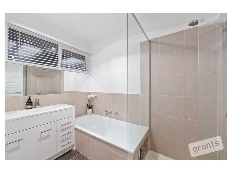 11 Willunga Court, Berwick VIC 3806