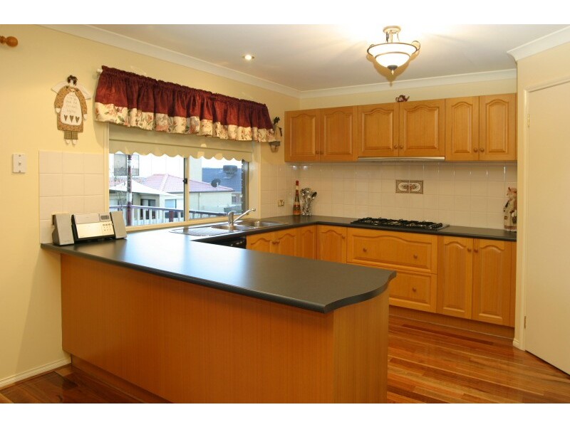 18 Avendon Court, Narre Warren South VIC 3805