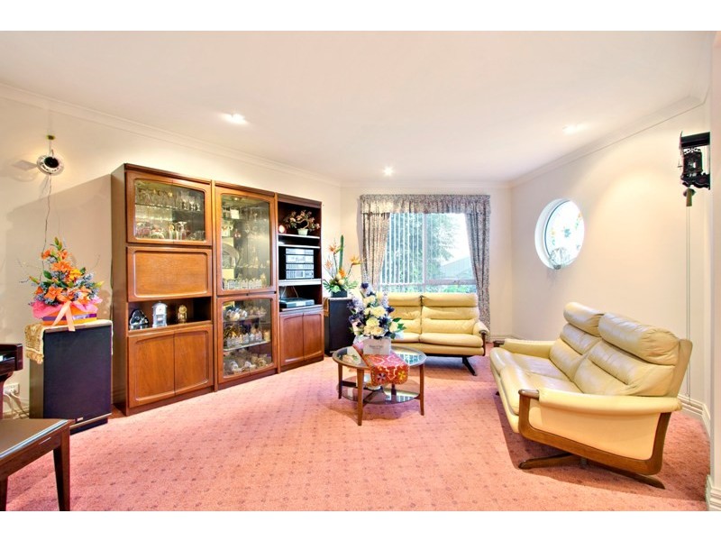 8 Cord Close, Berwick VIC 3806