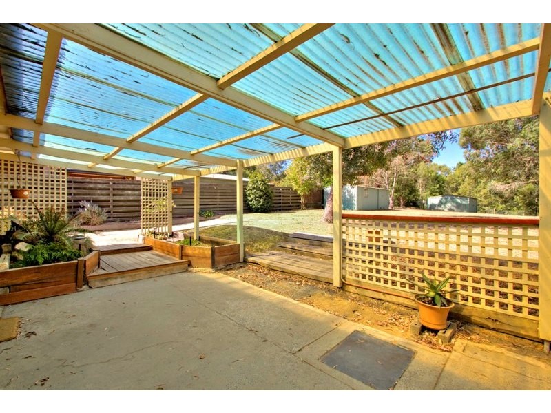 16 Young Street, Beaconsfield Upper VIC 3808