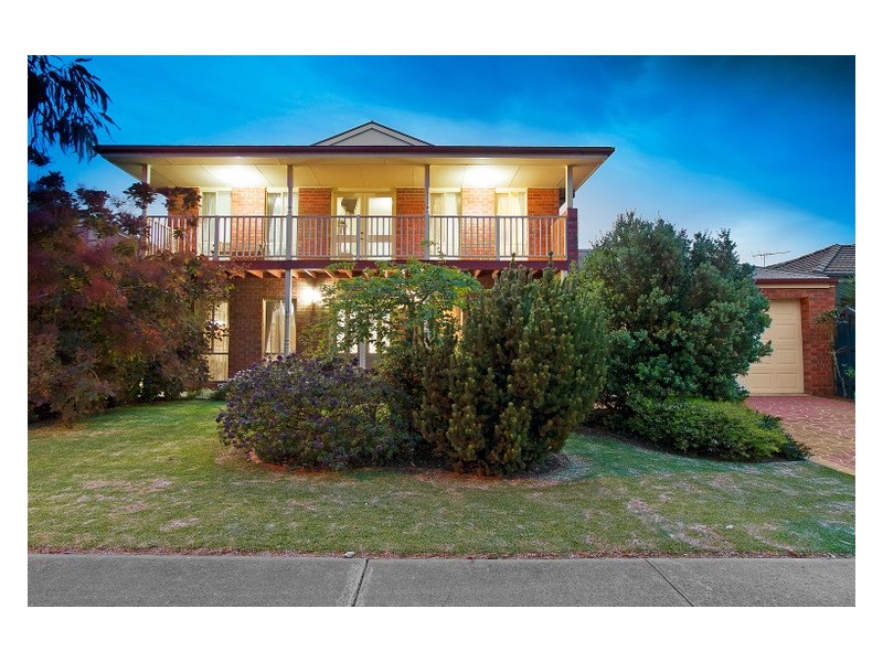 5 Marsh Grove, Berwick VIC 3806