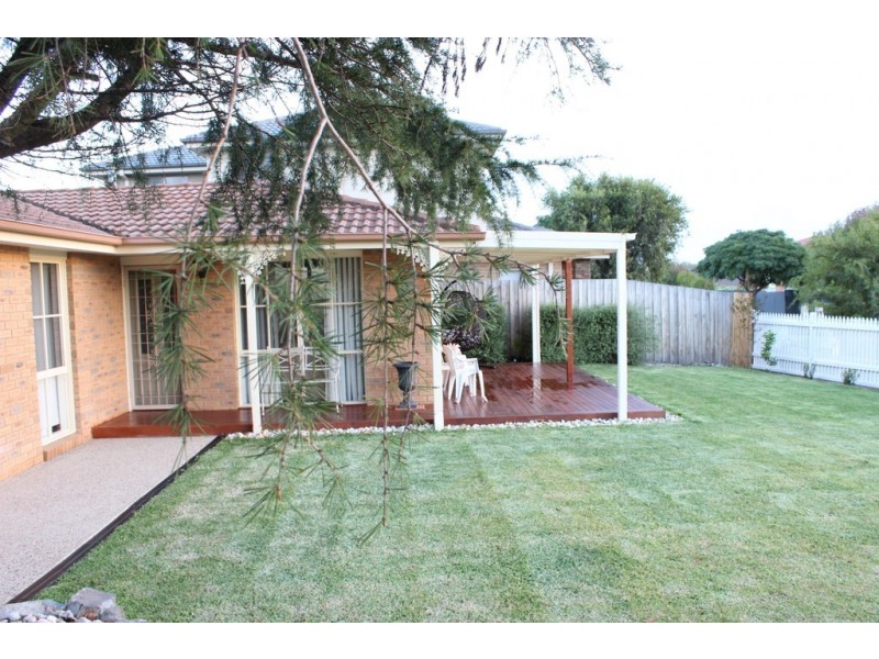 1 Nandina Road, Narre Warren VIC 3805