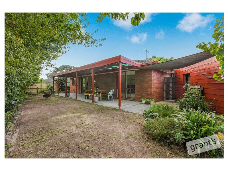 7 Hood Court, Berwick VIC 3806