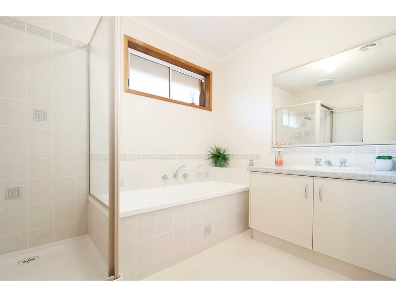 29 Warrawong Drive, Berwick VIC 3806