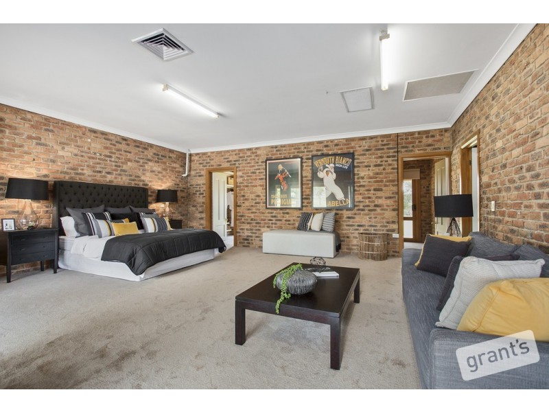 234 Eramosa Road West, Moorooduc VIC 3933