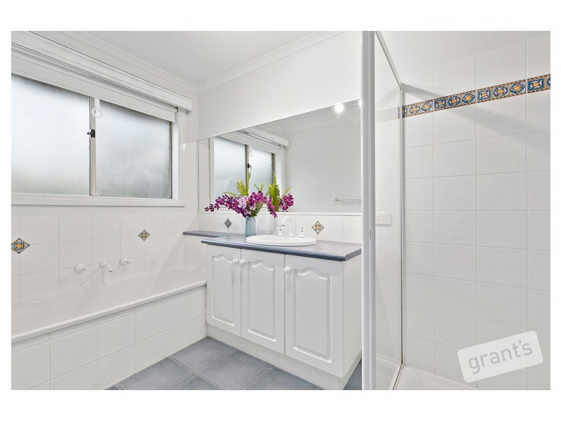 29 Marlesford Crescent, Berwick VIC 3806