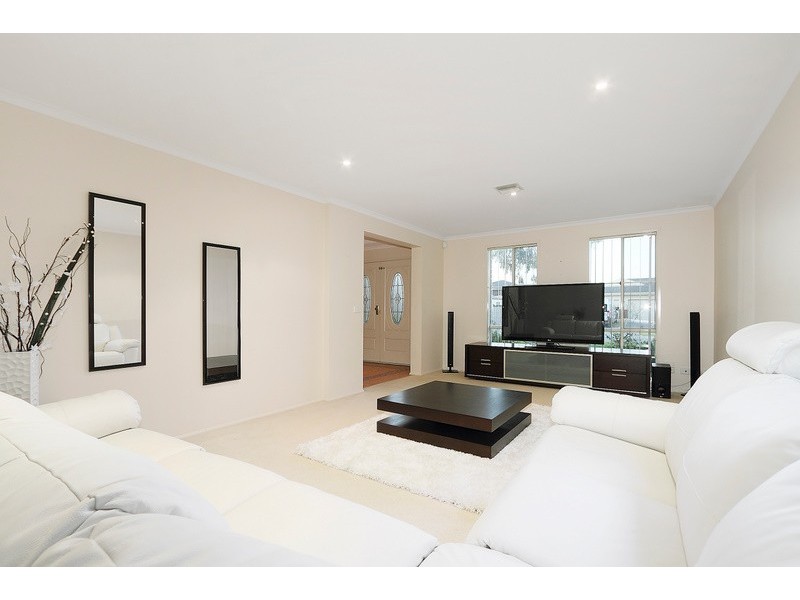 3 Jamieson Way, Berwick VIC 3806