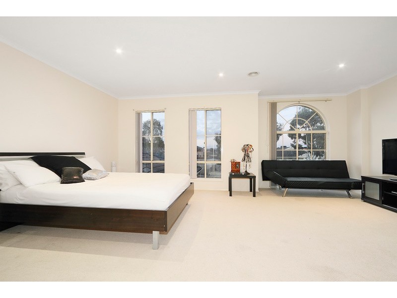 3 Jamieson Way, Berwick VIC 3806