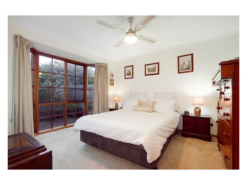 8 Marida Court, Berwick VIC 3806