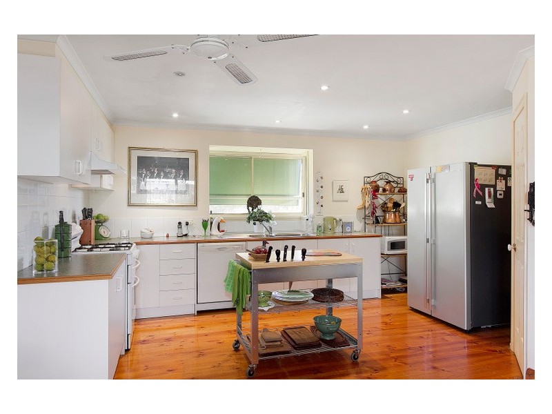 22 Chirnside Road, Berwick VIC 3806