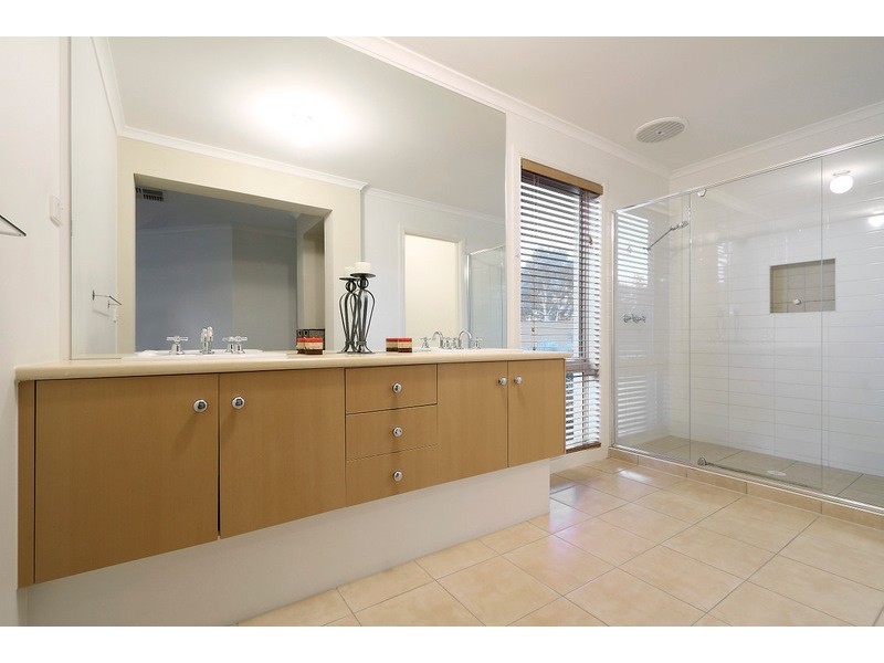 40 Thornley Drive, Berwick VIC 3806