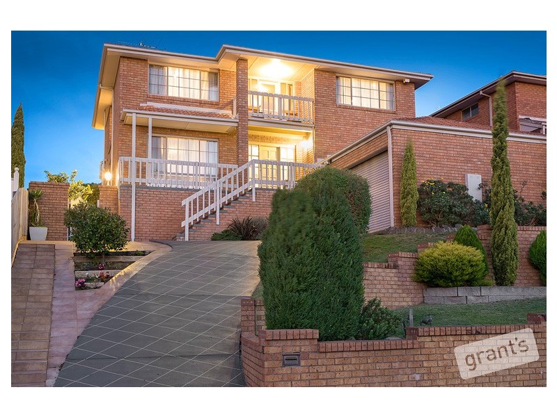 5 Balfour Court, Berwick VIC 3806