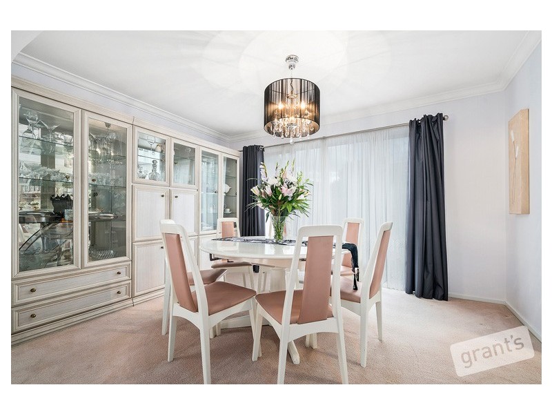 5 Balfour Court, Berwick VIC 3806