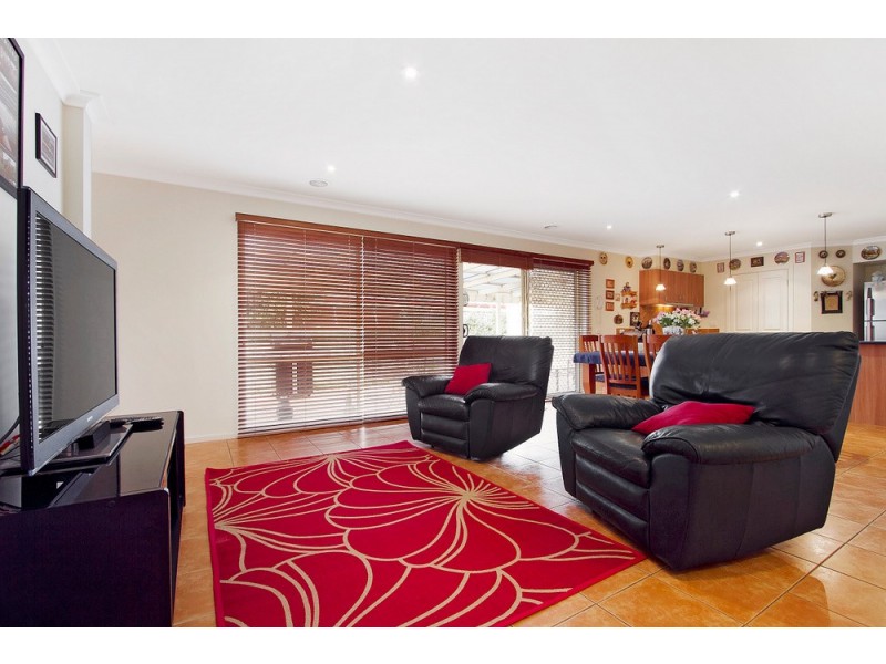 18 Ardenne Court, Narre Warren South VIC 3805
