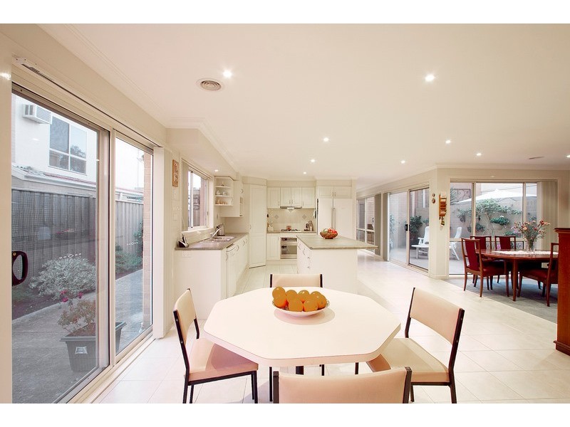 13 Jamieson Way, Berwick VIC 3806