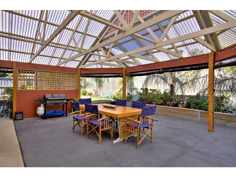 19 Glenview Rise, Berwick VIC 3806