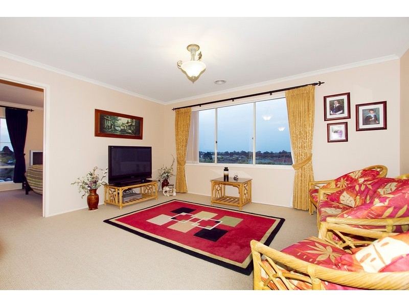 39 Scenic Drive, Beaconsfield VIC 3807