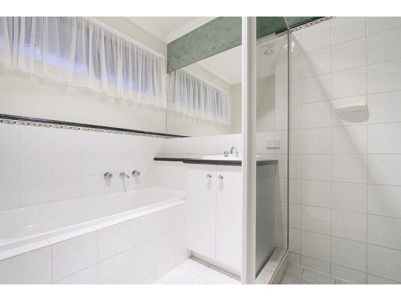 6 Retreat Circuit, Beaconsfield VIC 3807