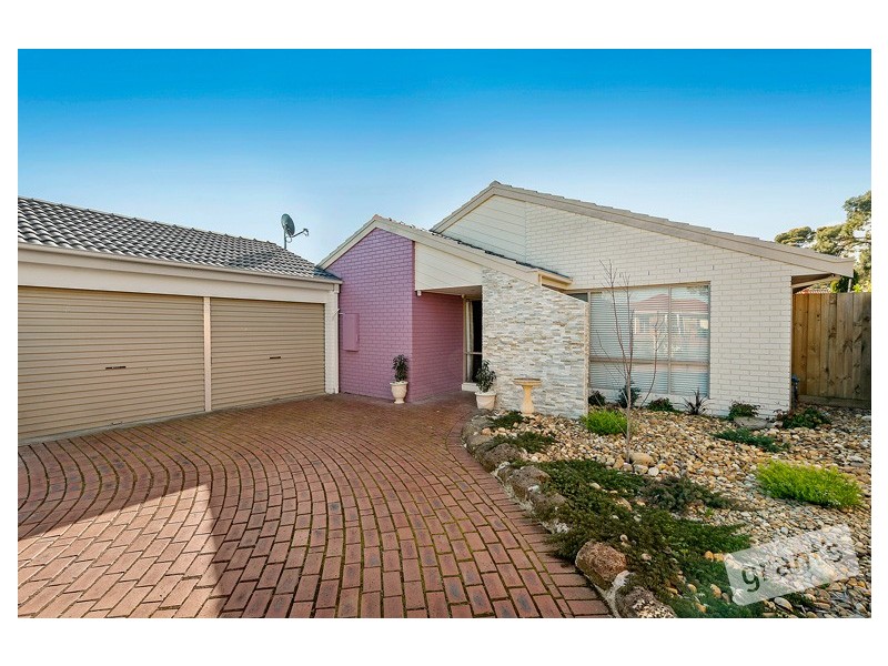 3 Neilian Retreat, Berwick VIC 3806