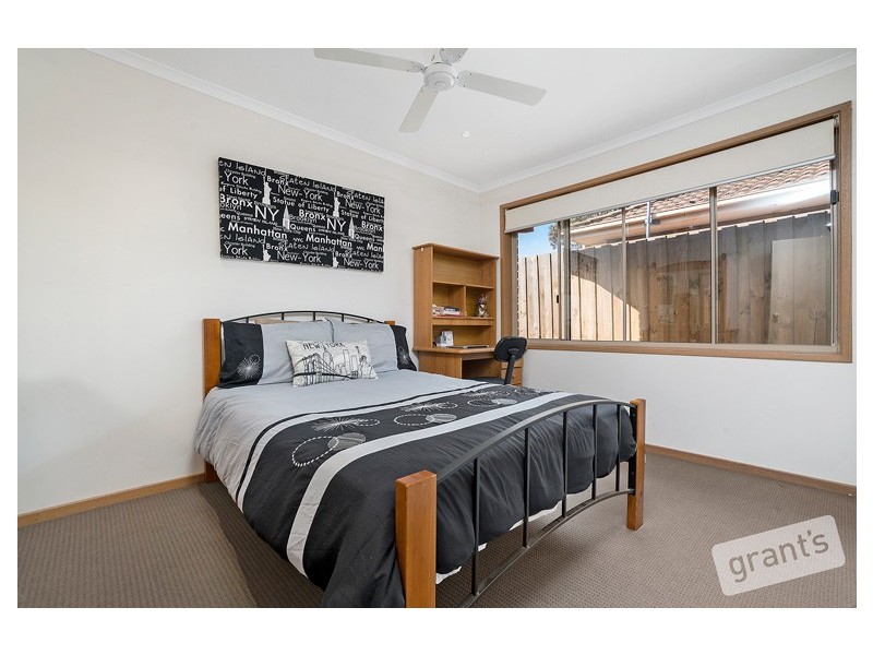 3 Neilian Retreat, Berwick VIC 3806