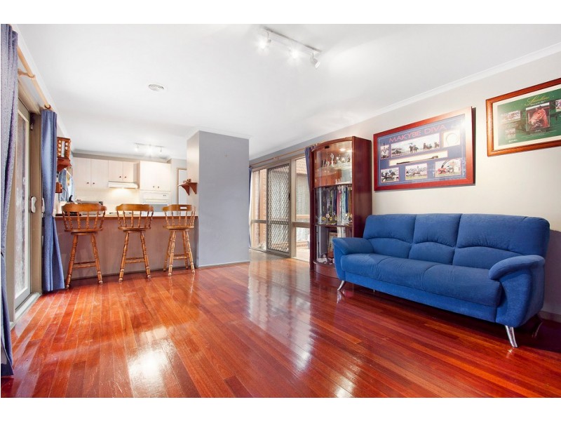 4 Jacqueline Court, Berwick VIC 3806