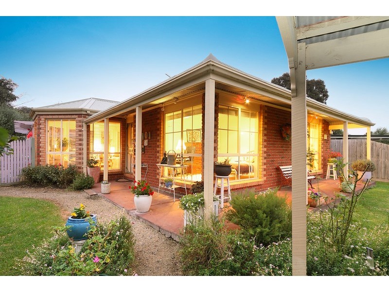 3 Bruce Court, Berwick VIC 3806