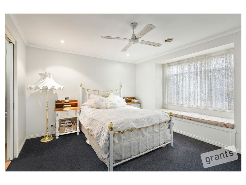 11 Warwick Court, Berwick VIC 3806