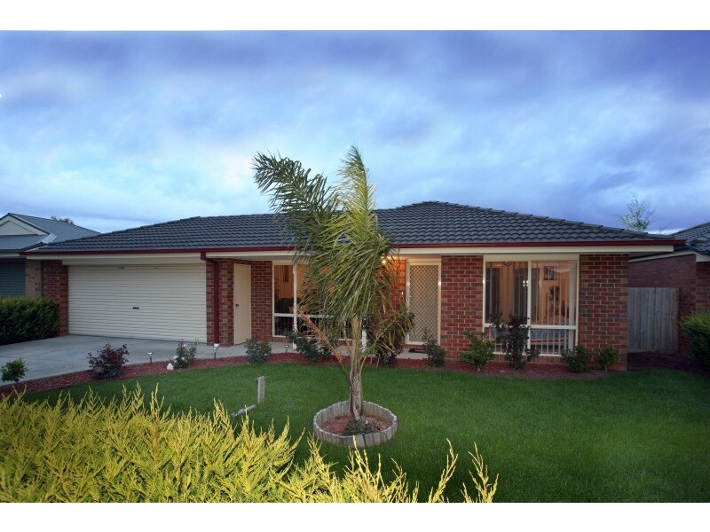 3 Alberta Way, Berwick VIC 3806