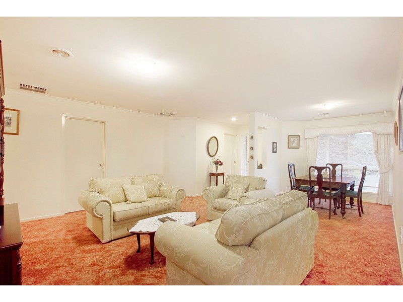 32 Sanctuary Way, Beaconsfield VIC 3807