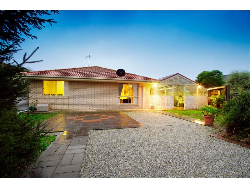 32 Sanctuary Way, Beaconsfield VIC 3807