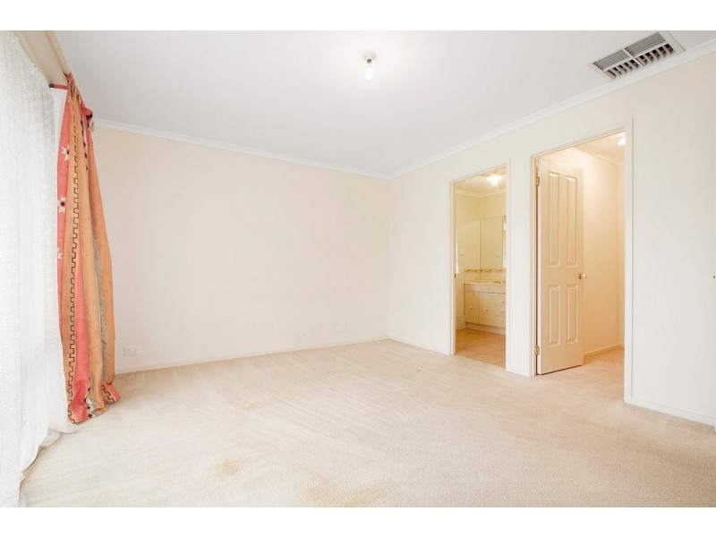 133 Golf Links Road, Berwick VIC 3806