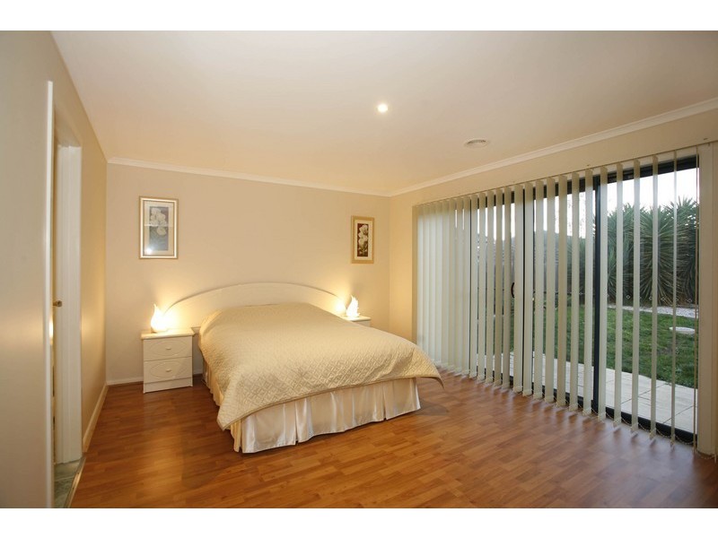 4 Euston Court, Berwick VIC 3806