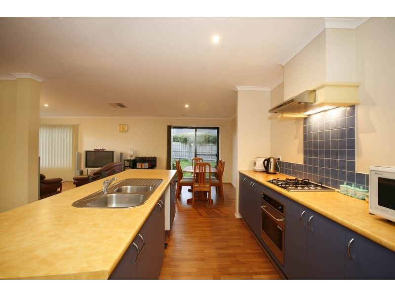 4 Euston Court, Berwick VIC 3806