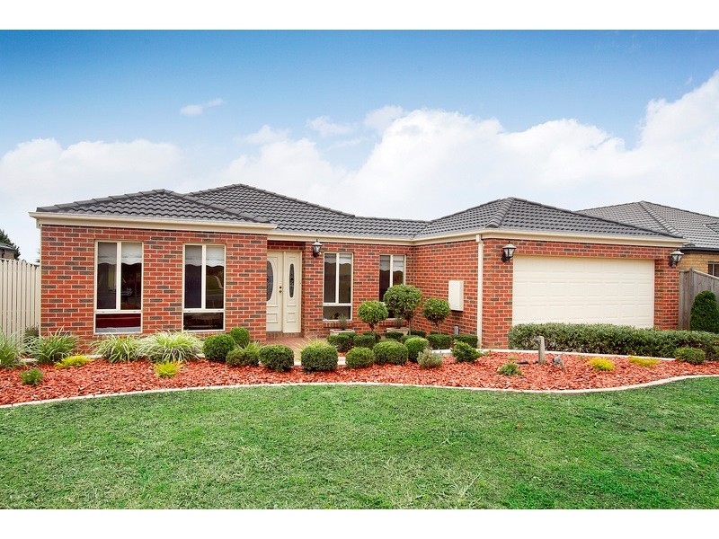 34 Rodlarni Crescent, Berwick VIC 3806