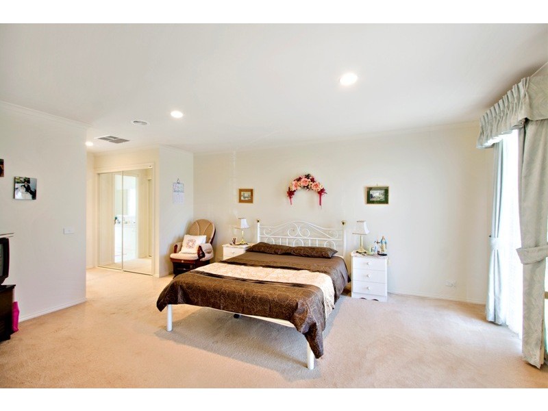 22 The Quadrant, Narre Warren South VIC 3805