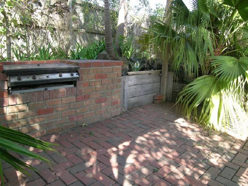 48 Lawrence Drive, Berwick VIC 3806