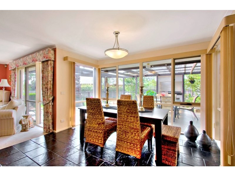 5 Kimberly Court, Berwick VIC 3806