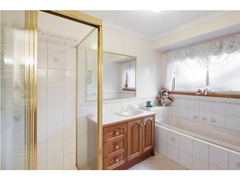 20 Murndal Court, Berwick VIC 3806