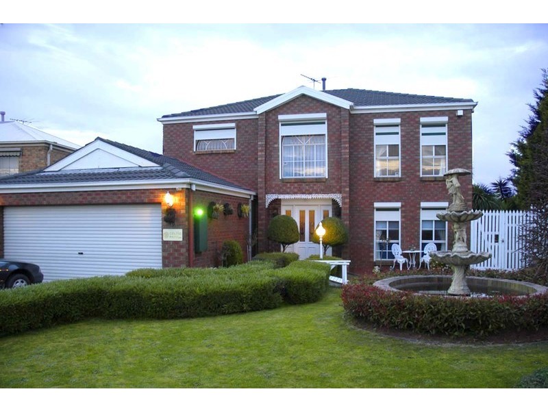 6 Ferncroft Court, Berwick VIC 3806