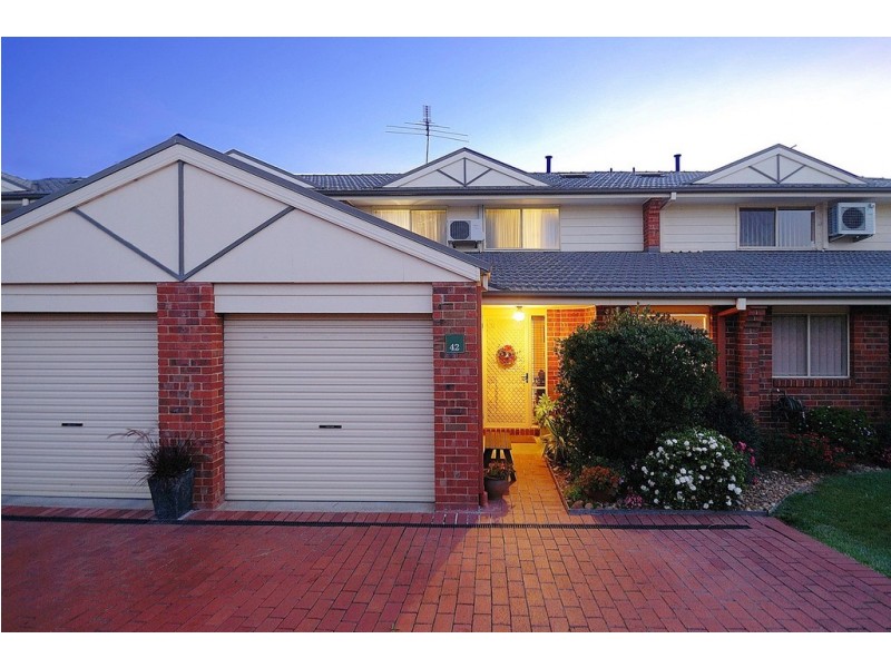 42/5-17 William Road, Berwick VIC 3806