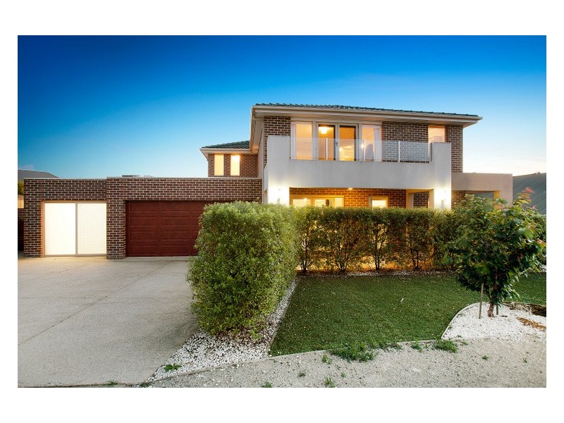 13 Sunridge Place, Berwick VIC 3806