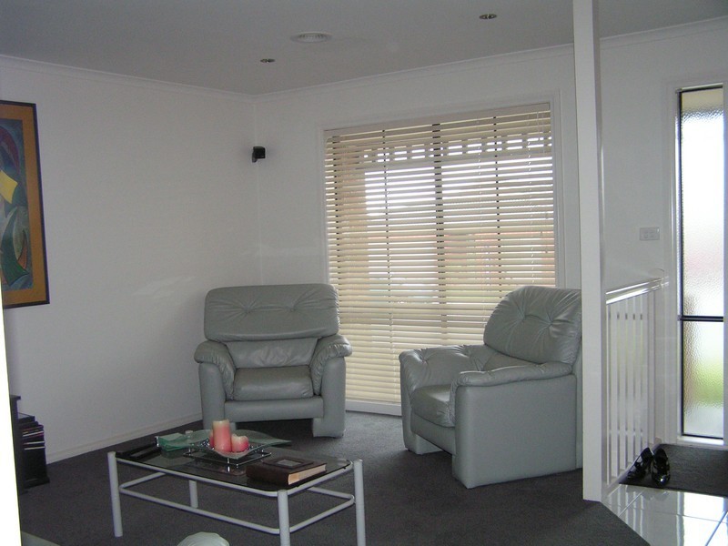 10 Mowbray Court, Berwick VIC 3806