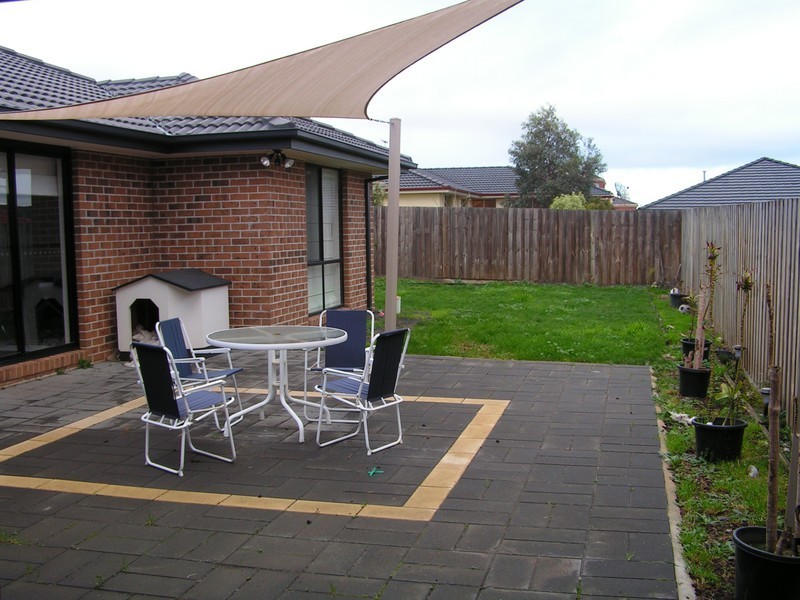 10 Mowbray Court, Berwick VIC 3806