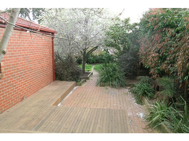 26 Adelaide Close, Berwick VIC 3806