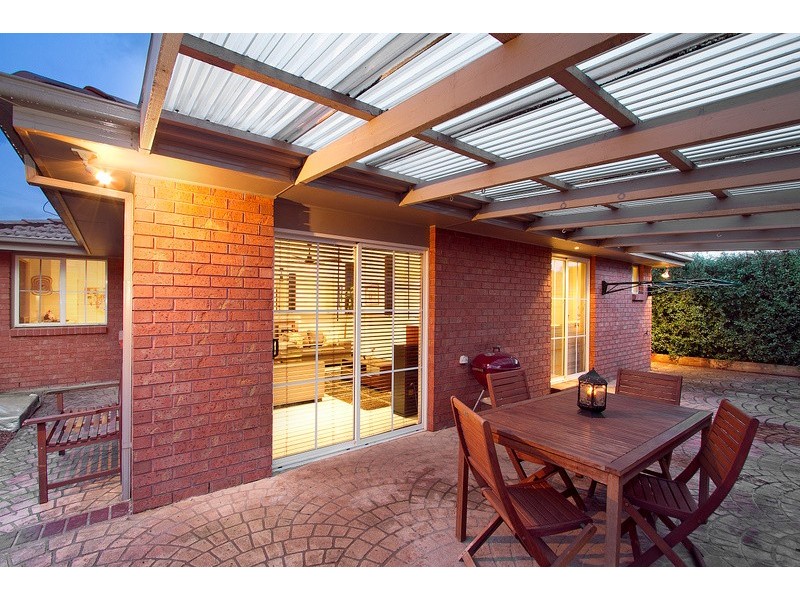 1/19  Glenn Erin Way, Berwick VIC 3806