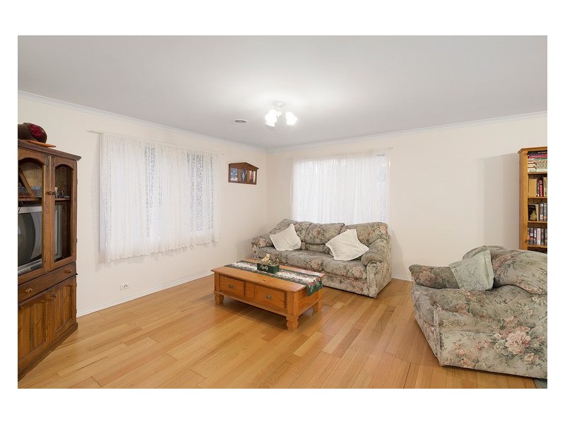 112 Earlsfield Drive, Berwick VIC 3806