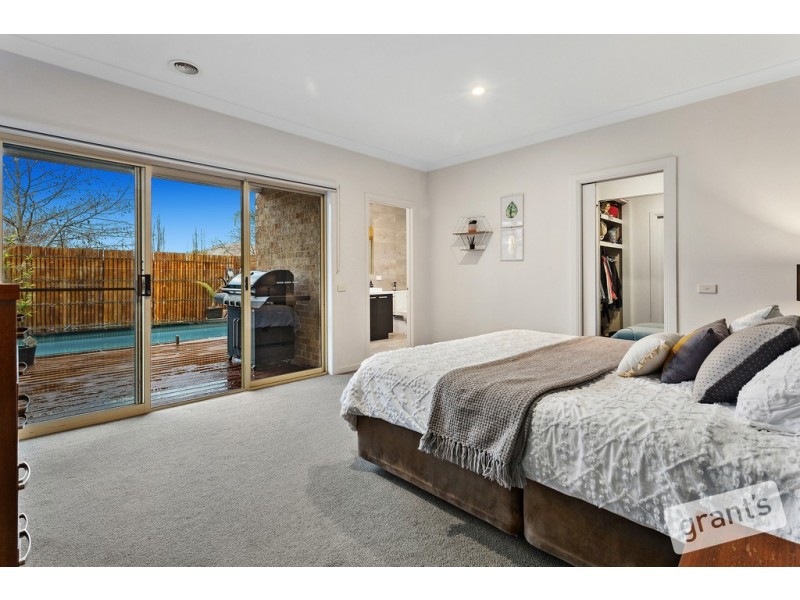 56 Wood Road, Narre Warren South VIC 3805