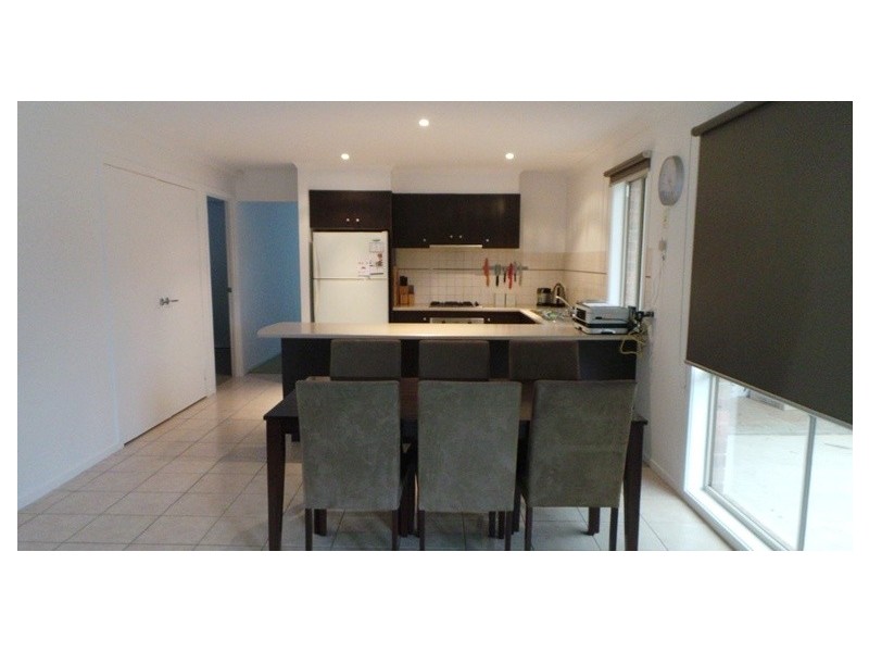 49 Melzak Way, Berwick VIC 3806