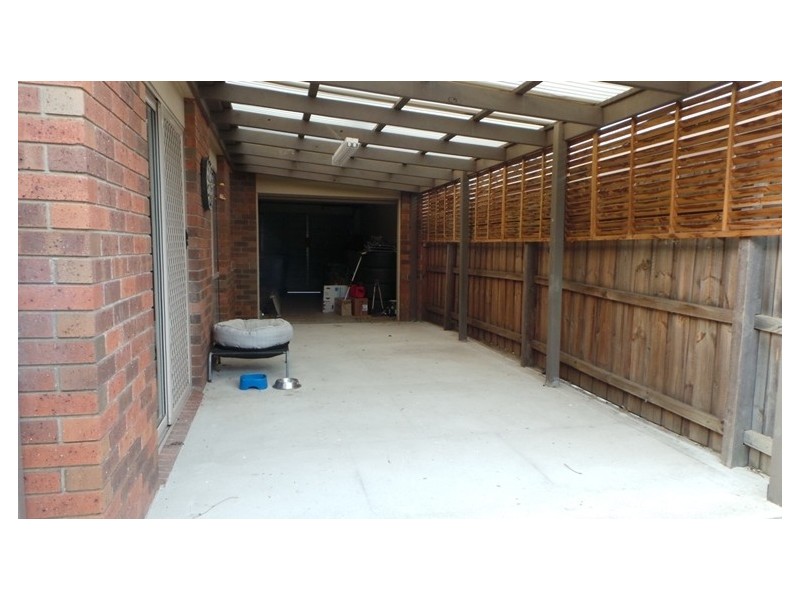 49 Melzak Way, Berwick VIC 3806